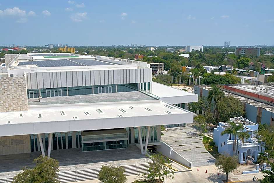 Courtyard by Marriott Merida Downtown