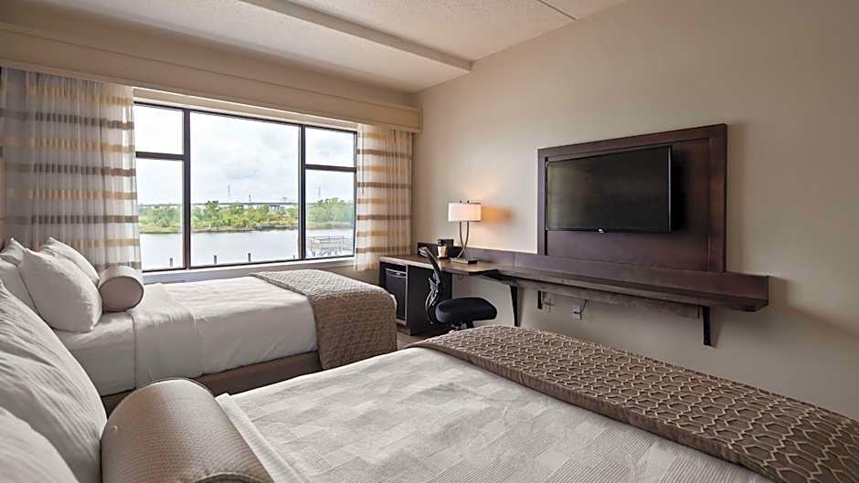 Best Western Plus Coastline Inn