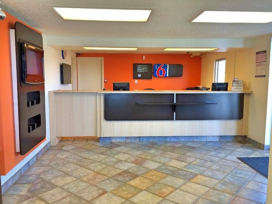 Motel 6-Jackson, MS