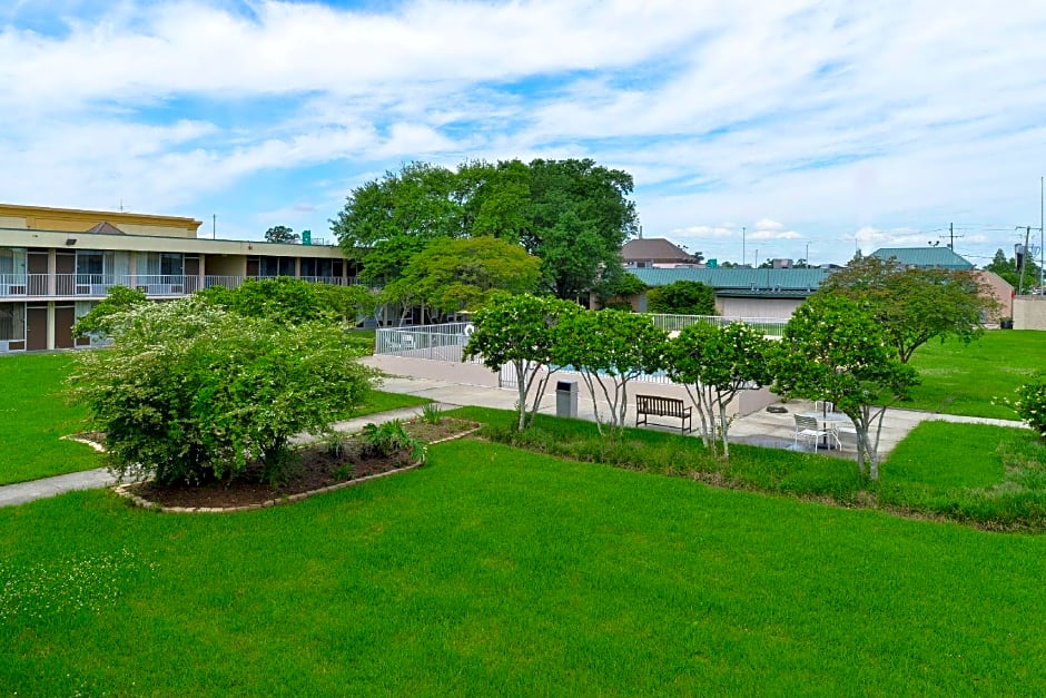 Econo Lodge Baton Rouge