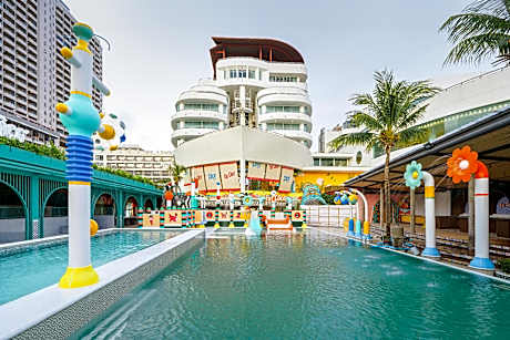 A-One The Royal Cruise Hotel Pattaya - SHA Extra Plus