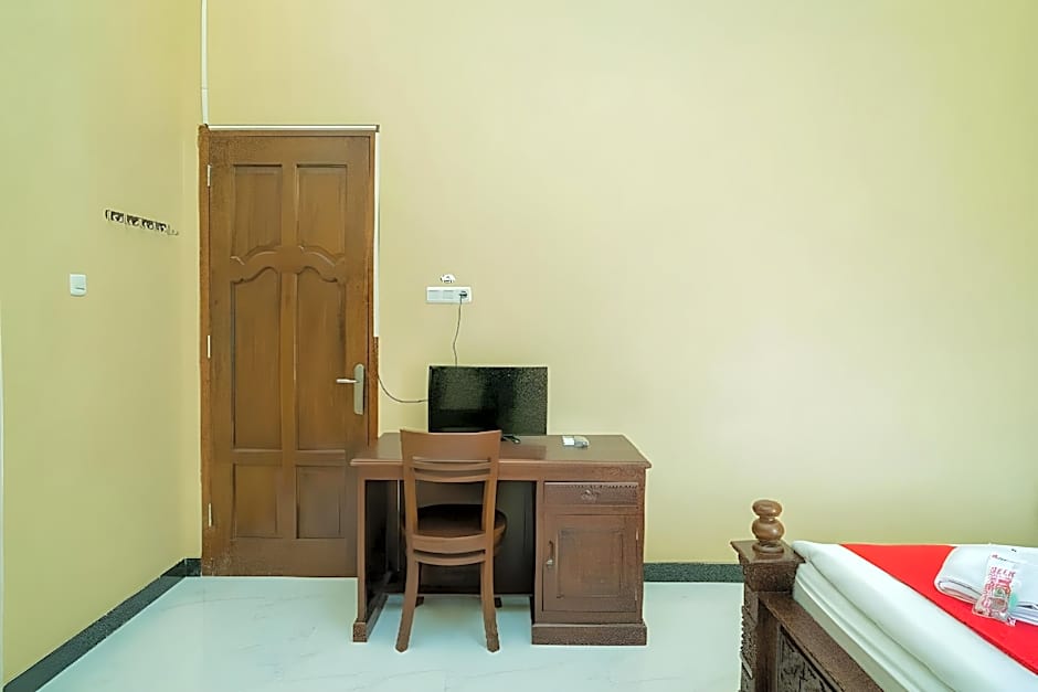 RedDoorz Syariah near RSUD Kota Malang