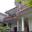 Villa Taman Padi