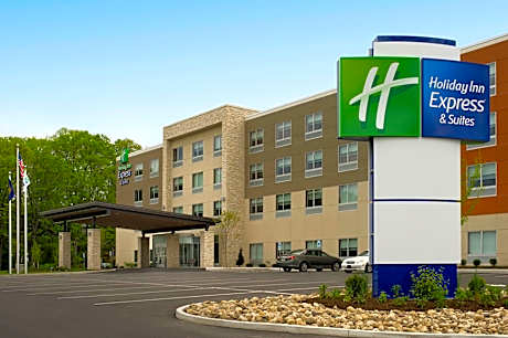Holiday Inn Express & Suites Altoona By IHG