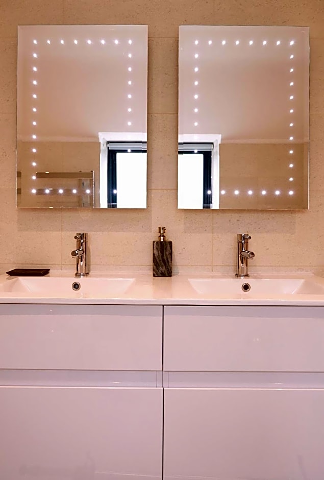 Waterfield House B&B