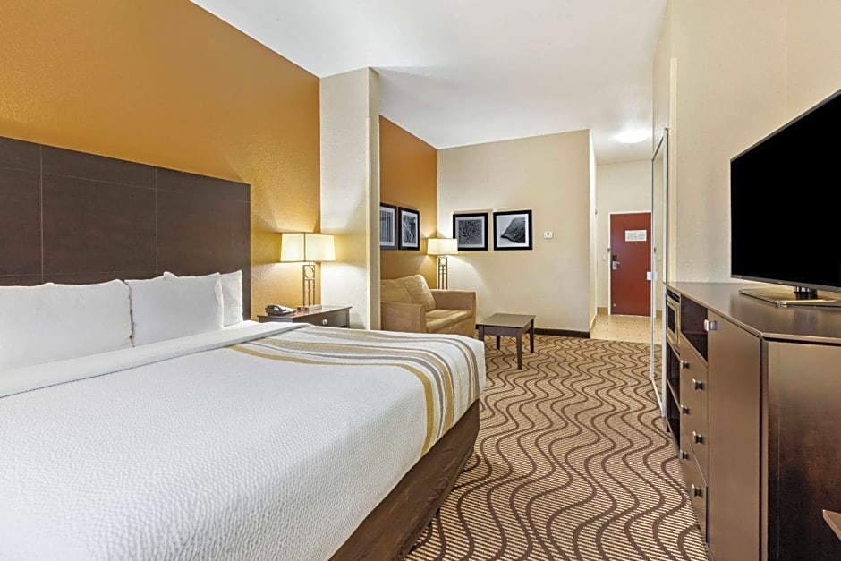 La Quinta Inn & Suites by Wyndham South Bend