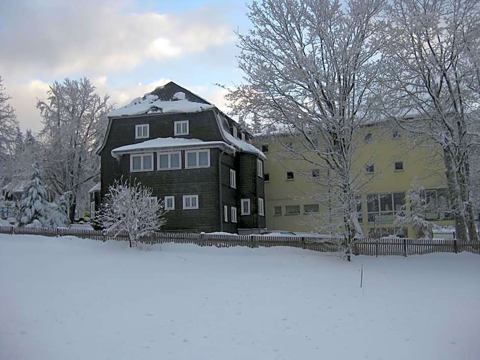 Hotel Haus Oberland