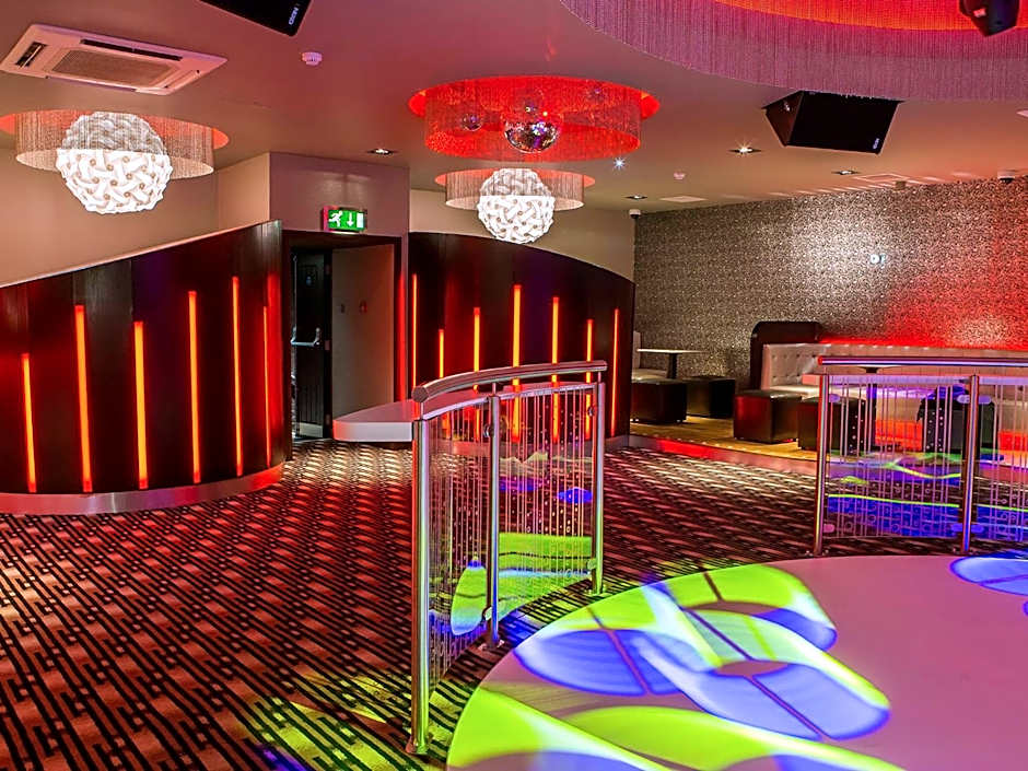 The Commercial Hotel