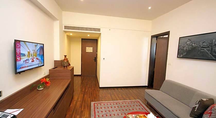 Vivanta Kolkata, EM Bypass (A Taj InnerCircle Hotel)