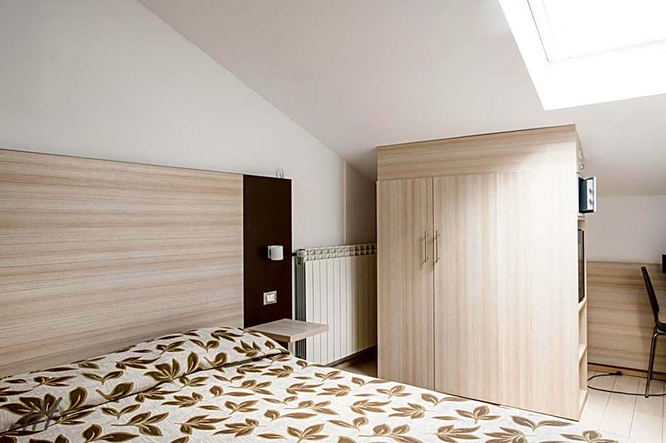Hotel Holiday- Alla Finestrella