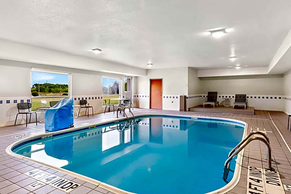 Spark by Hilton Springfield Southwest