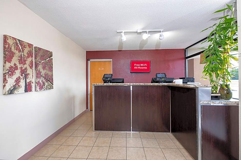 Red Roof Inn Kenly - I-95