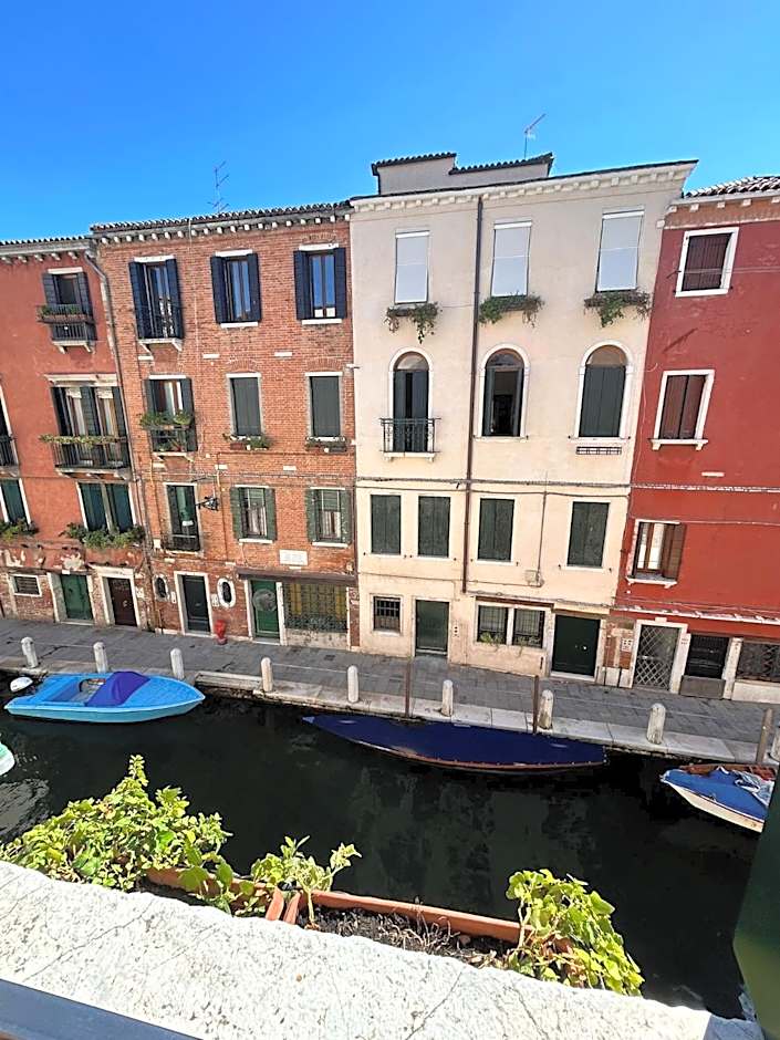 Ca' San Trovaso - 6 Rooms
