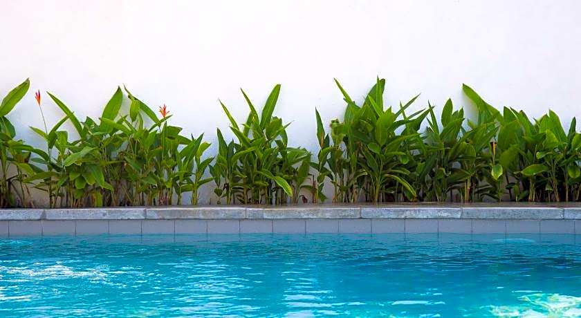 Arabella on Boossa Private Hotel