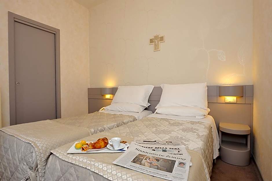 Hotel Frate Sole