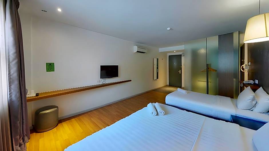 T+ Hotel Butterworth