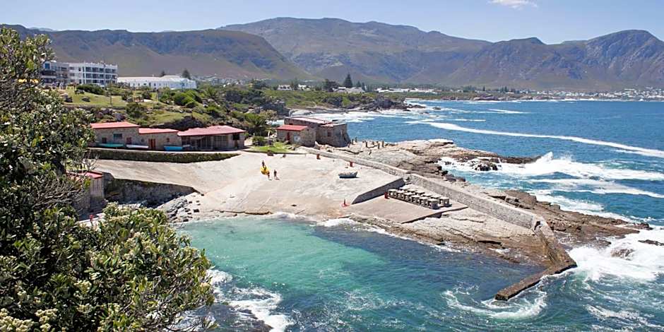 Zzzone Boutique Hostel