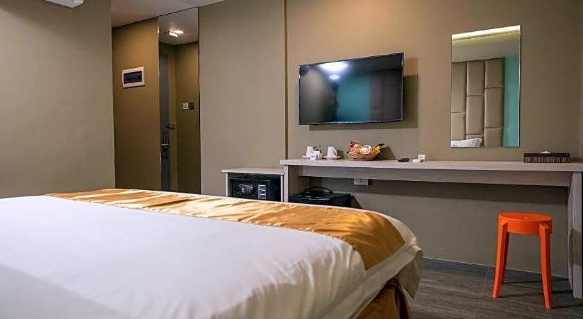 Felicity Island Hotel