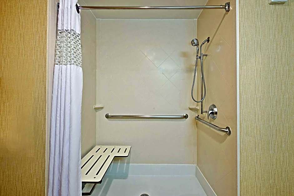 Hampton Inn By Hilton Gainesville-Haymarket
