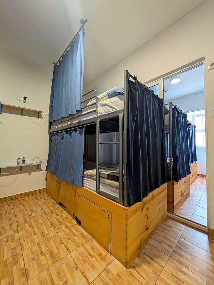 Orange3 Hostel