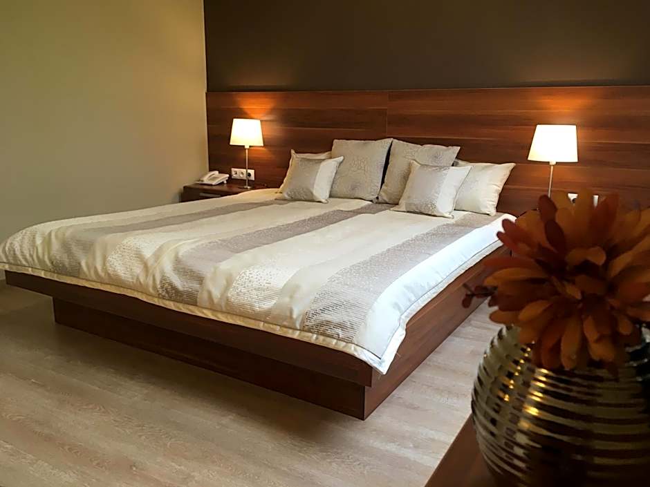 Alfa Hotel