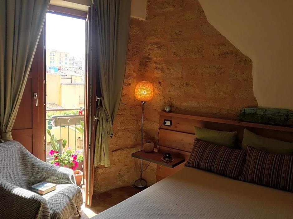 Aljama - Downtown B&B