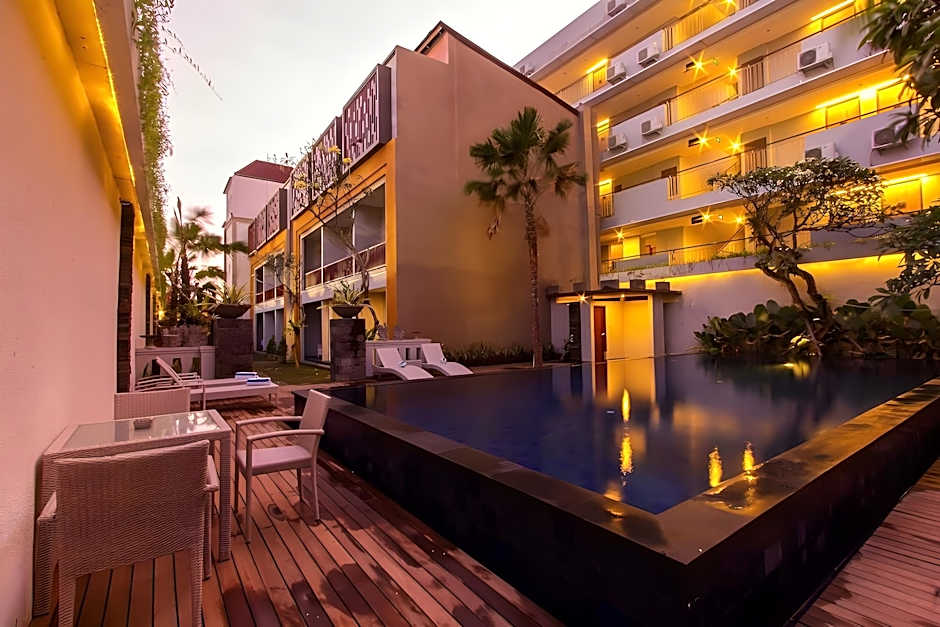 Kamini Legian Hotel
