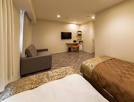Triple Room - Non-Smoking
