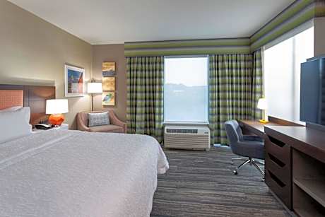 King Room - Hearing Access/Non-Smoking