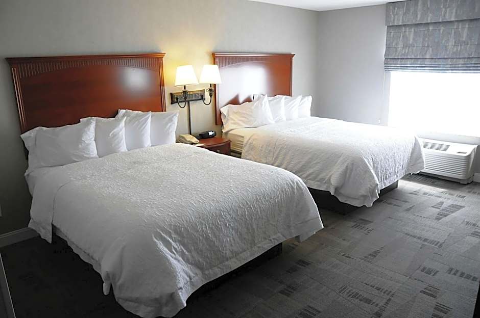 Hampton Inn By Hilton & Suites Redding