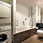 Adina Apartment Hotel Frankfurt Neue Oper