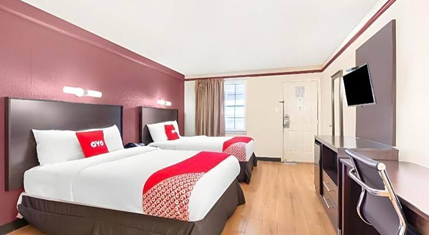 OYO Hotel Tulsa N Sheridan Rd & Airport
