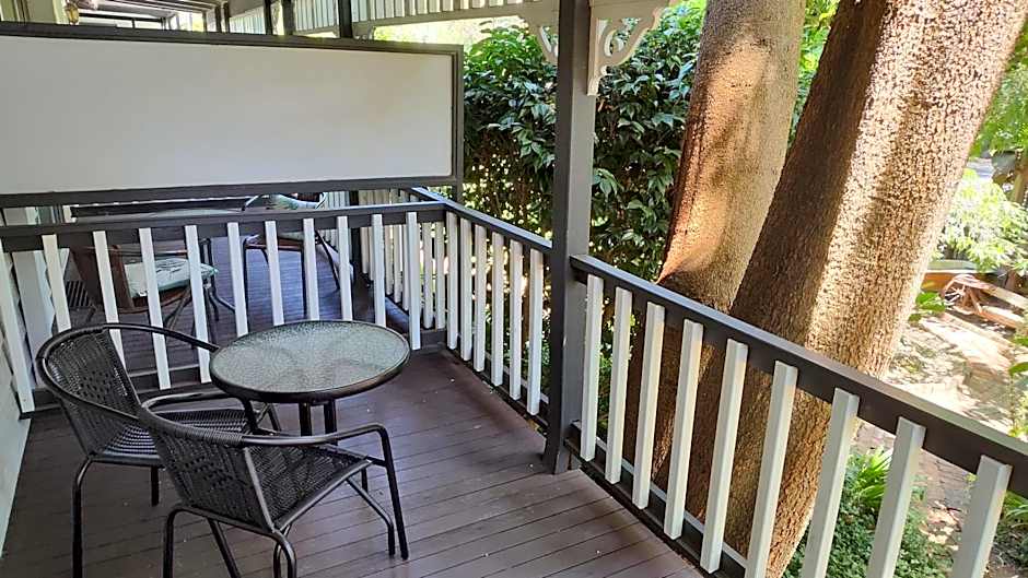 Adamsons Riverside Accommodation