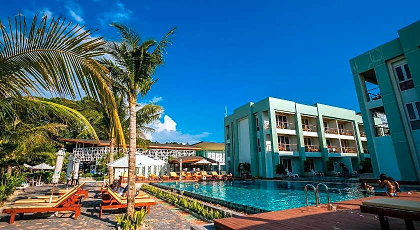 Phi Phi Harbour View Hotel (SHA Extra Plus)