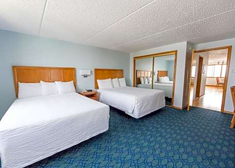 Two-Room Super Luxury Suite