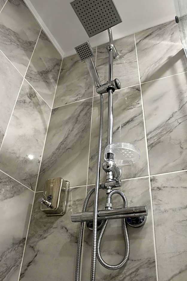 Luxury City Center Apartment – Romana