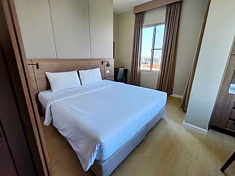 Corner Suite