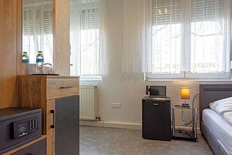 Economy Single Room