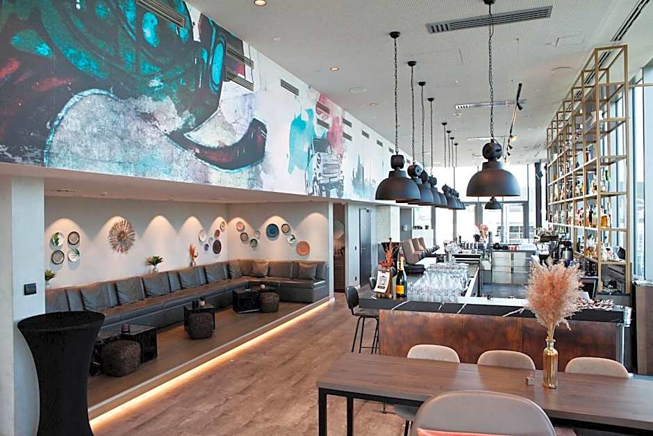 Hotel Indigo Berlin East Side Gallery By IHG