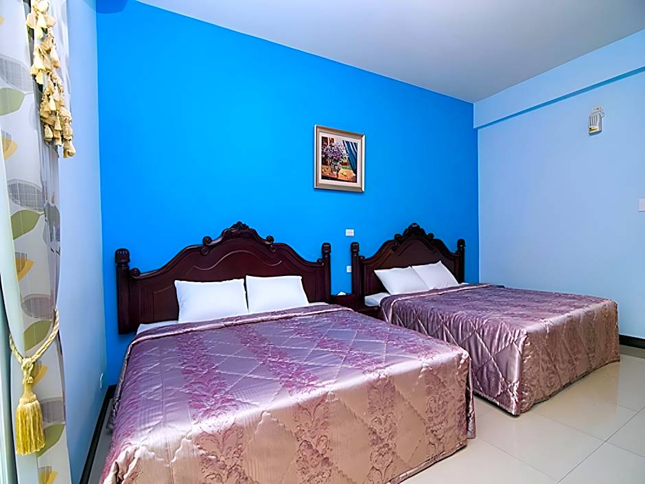 Jen Ti Rainbow House