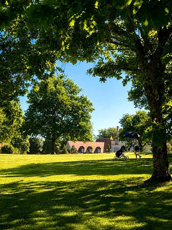 Logis Hôtel Restaurant- Domaine de l'Orangerie