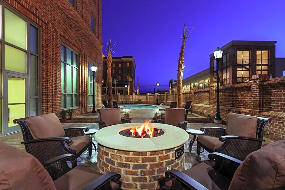 Embassy Suites Savannah