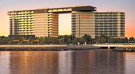 Mövenpick Resort Al Marjan Island