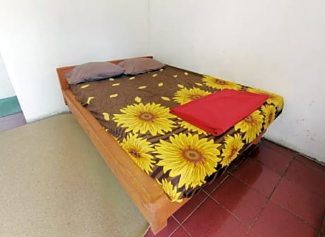 Villa With Shared Bathroom