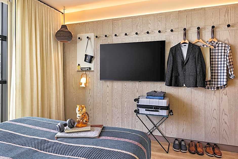 Moxy Madison Downtown