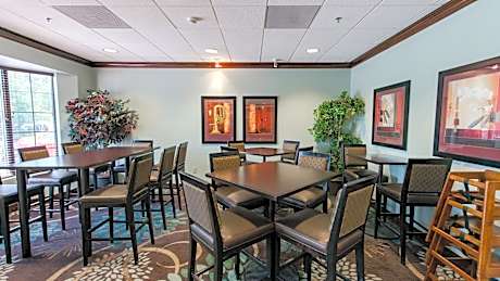 Staybridge Suites Wilmington East By IHG
