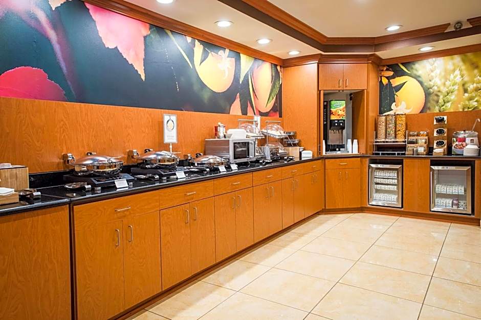 Fairfield Inn & Suites by Marriott Knoxville/East