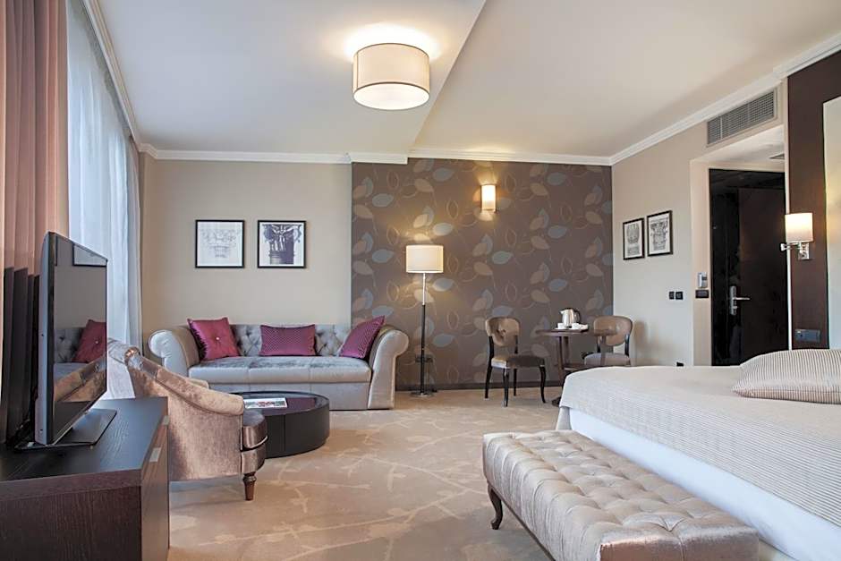 Hotel Constantine the Great