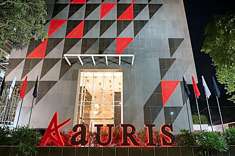 Aauris