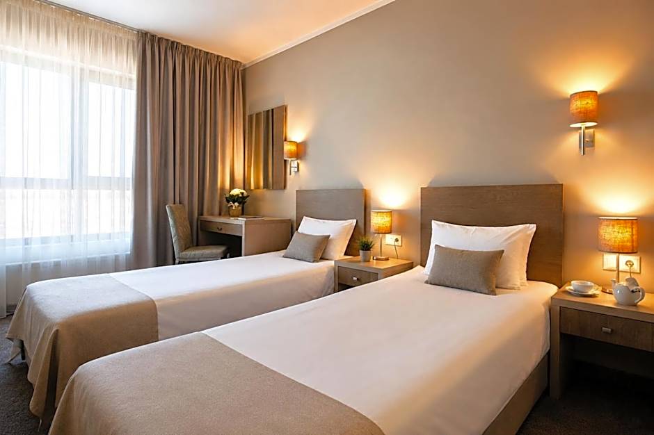 Vitosha Park Hotel - Free Pool & Gym